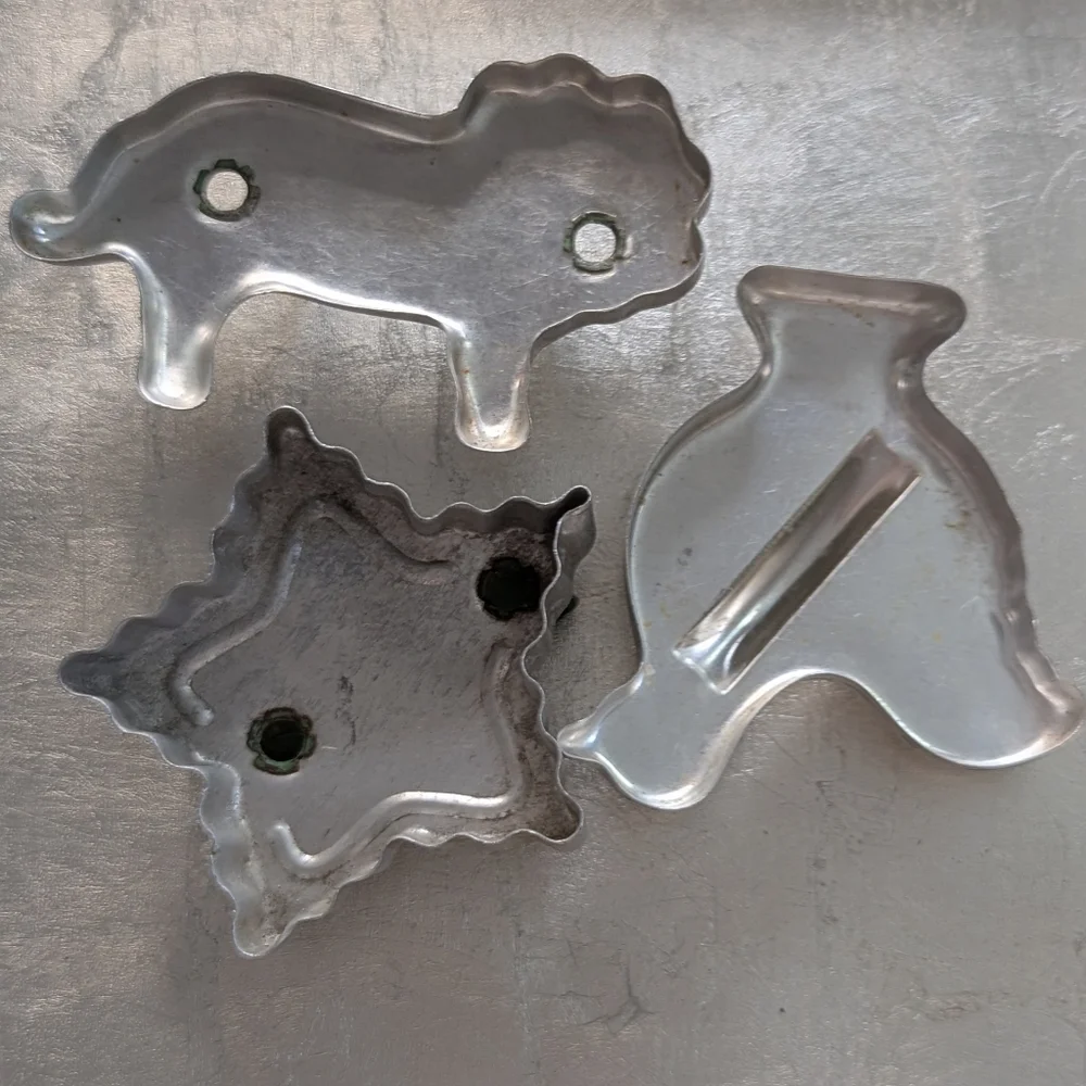 Vintage 3 Metal Cookie Cutters 2 Green Handles One Aluminum